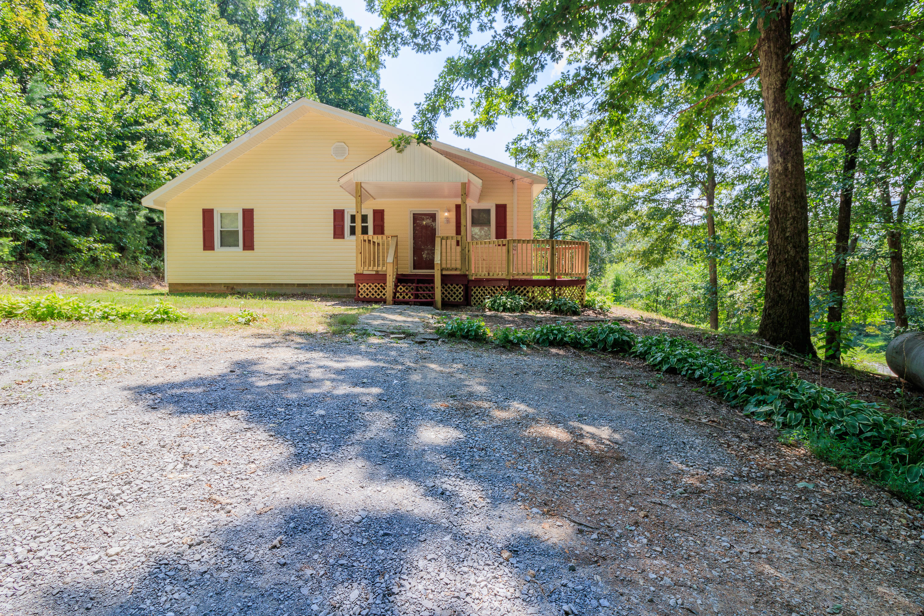 2543 Chamberlain Road LaFayette, GA 30728 - Photo 1 of 39 2543 Chamberlain Rd