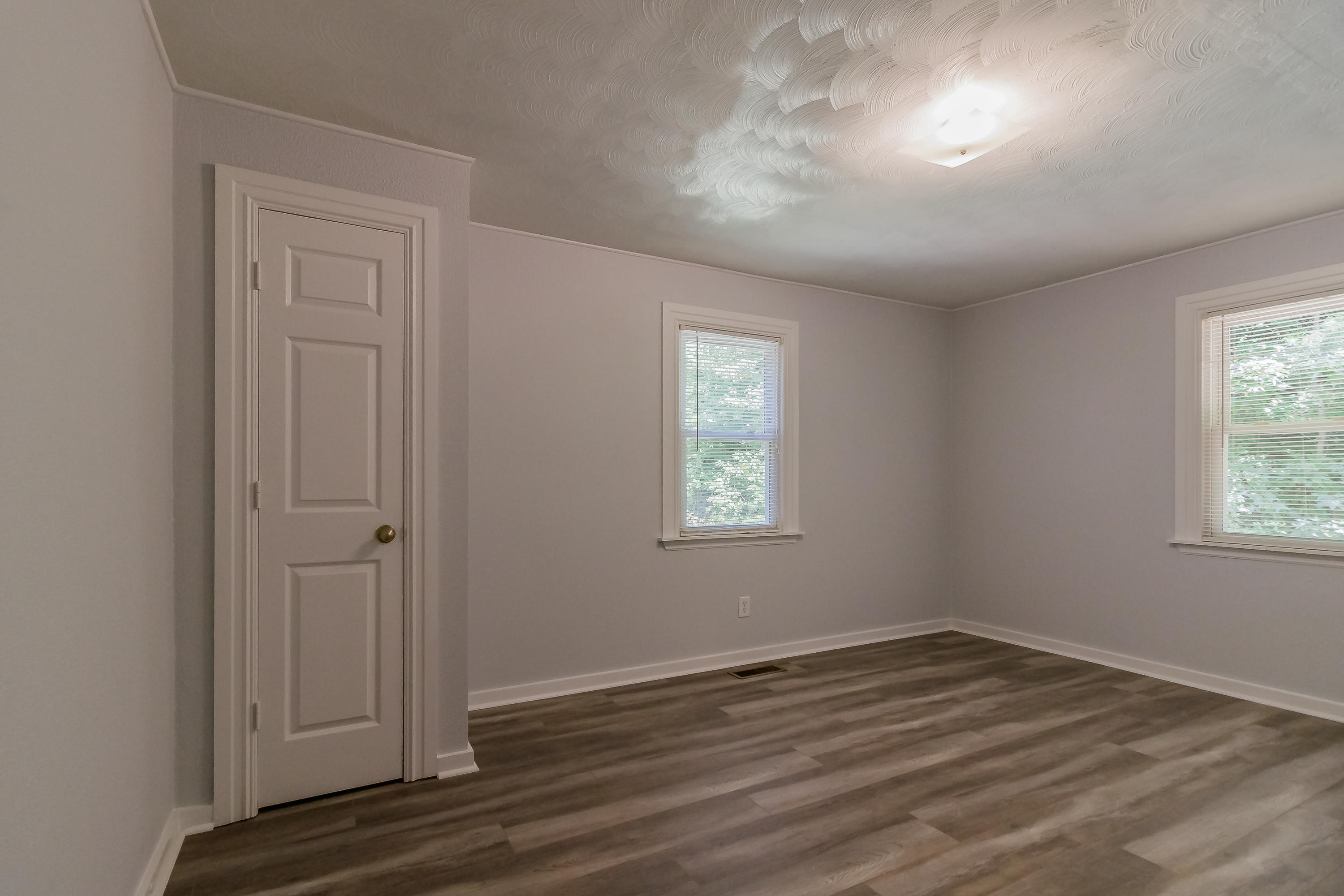 2543 Chamberlain Road LaFayette, GA 30728 - Photo 16 of 39 Den or Dining Room