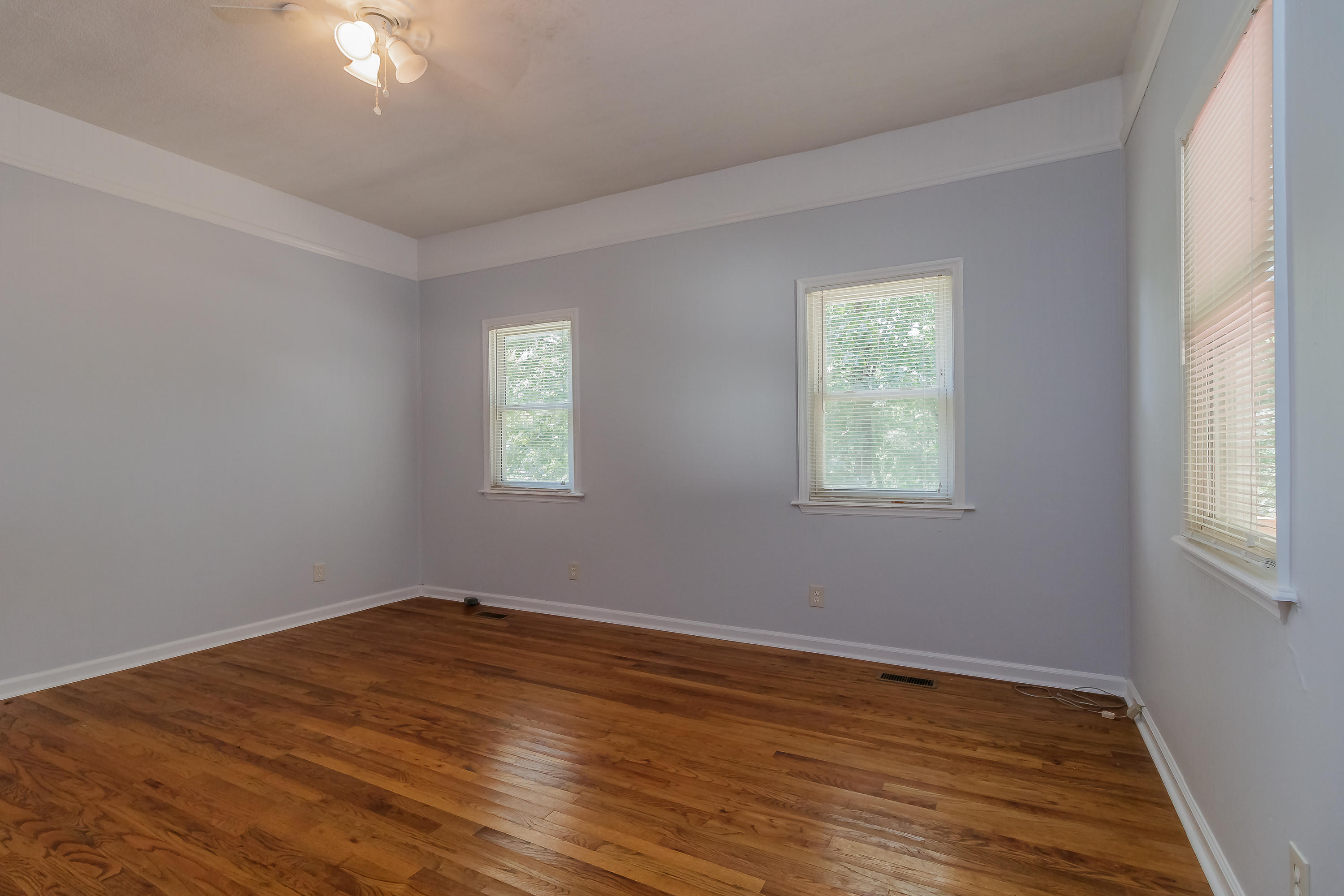 2543 Chamberlain Road LaFayette, GA 30728 - Photo 3 of 39 Living Room