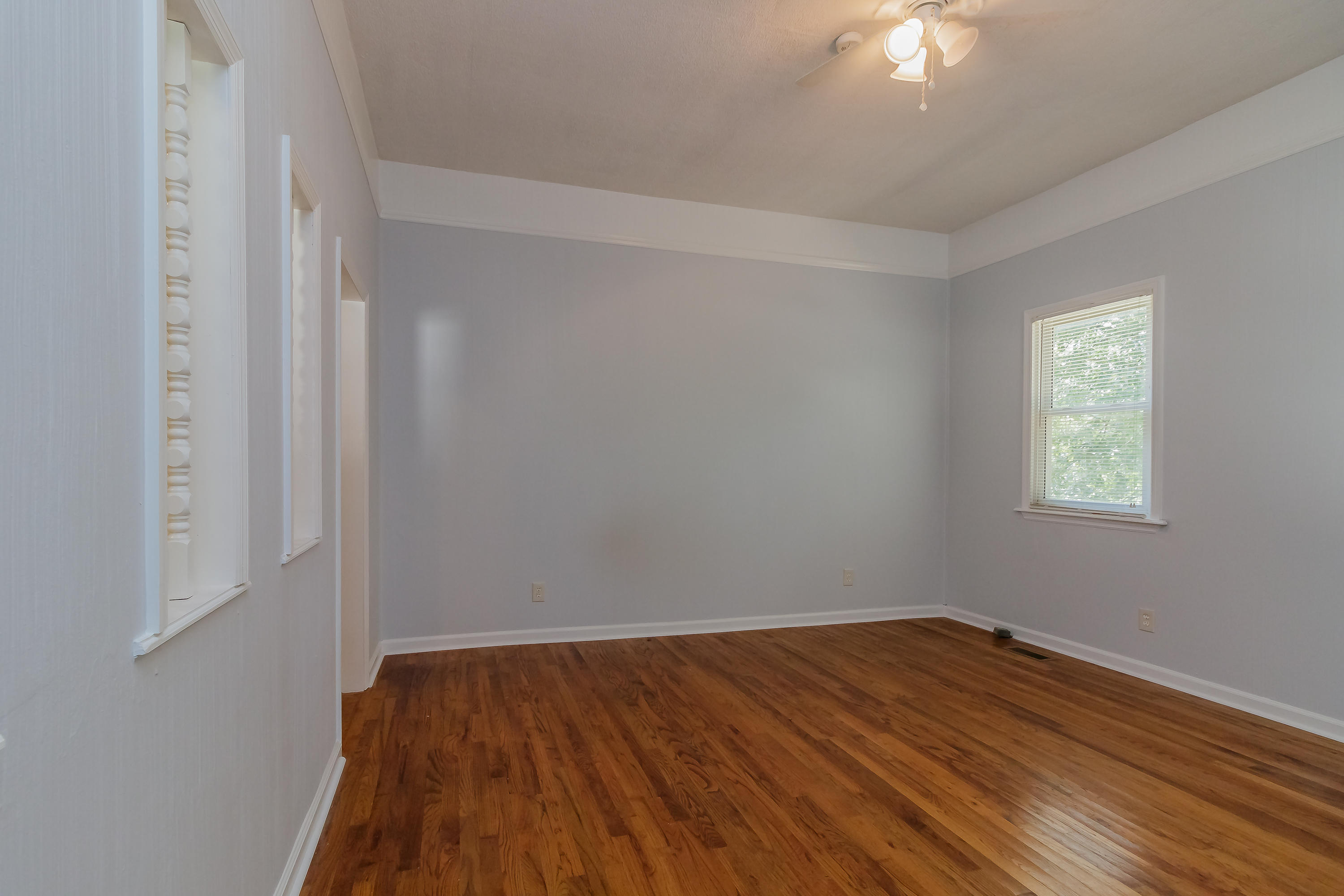 2543 Chamberlain Road LaFayette, GA 30728 - Photo 4 of 39 Living Room