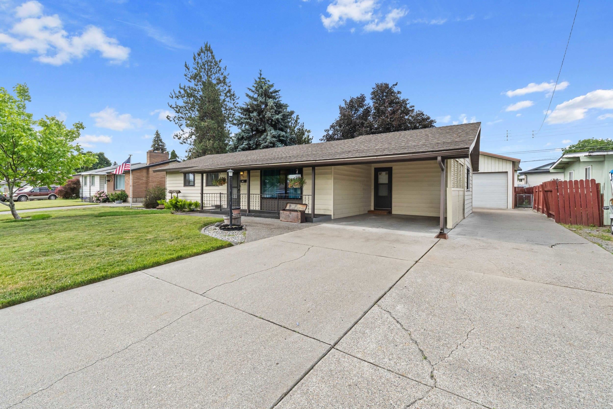412 East Cozza Drive Spokane, WA 99208 - Photo 38 of 39