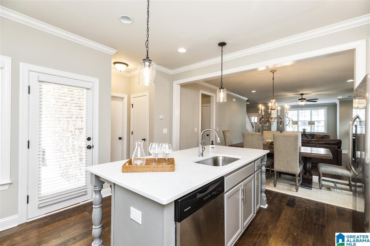 6527 Spring Street Trussville, AL 35173 - Photo 14 of 41