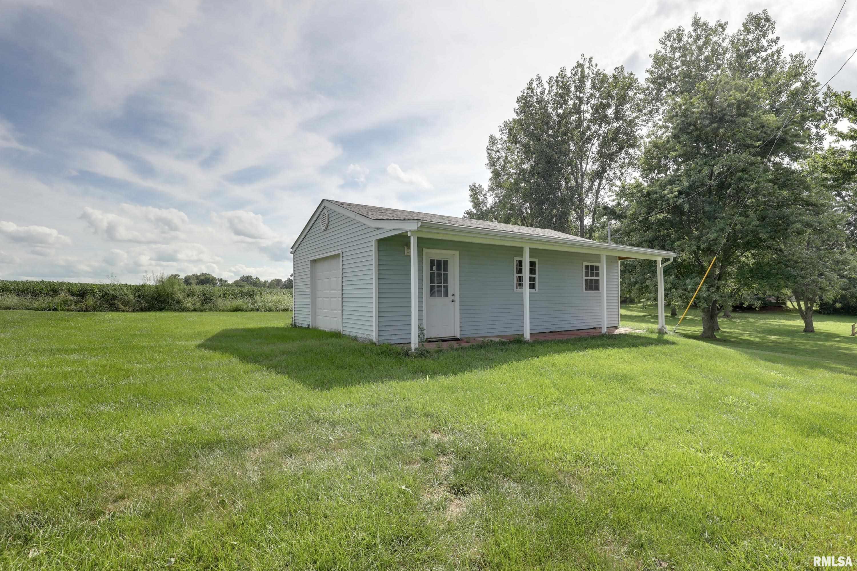 1802 Melview Road Quincy, IL 62305 - Photo 27 of 31 Gallery Image 27