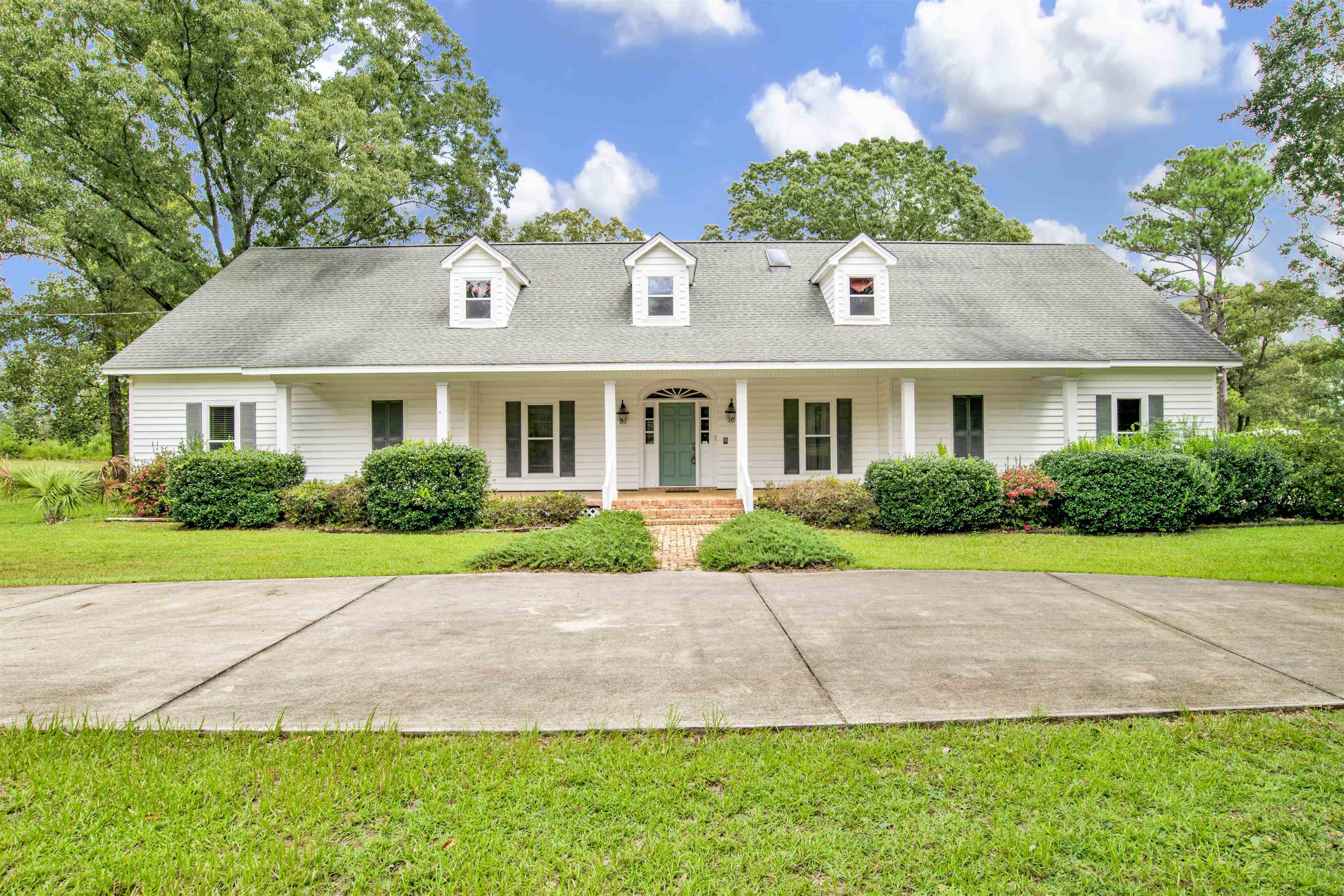 31330 Buzbee Road Daphne, AL 36527 - Photo 1 of 61 Move in ready!