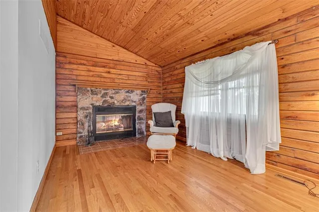 $975,000 | 14805 Southeast McBee Chappel Drive, Braymer, MO 64624