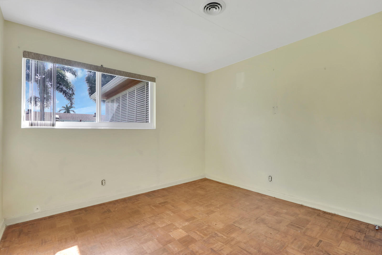 524 Inlet Road North Palm Beach, FL 33408 - Photo 15 of 21 Bedroom 2