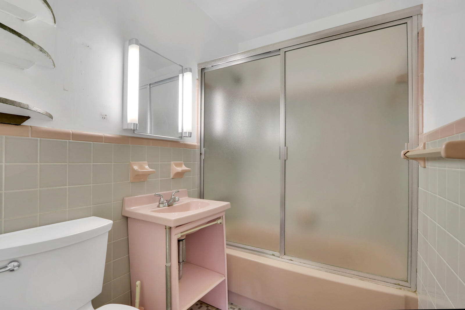 524 Inlet Road North Palm Beach, FL 33408 - Photo 18 of 21 Bathroom