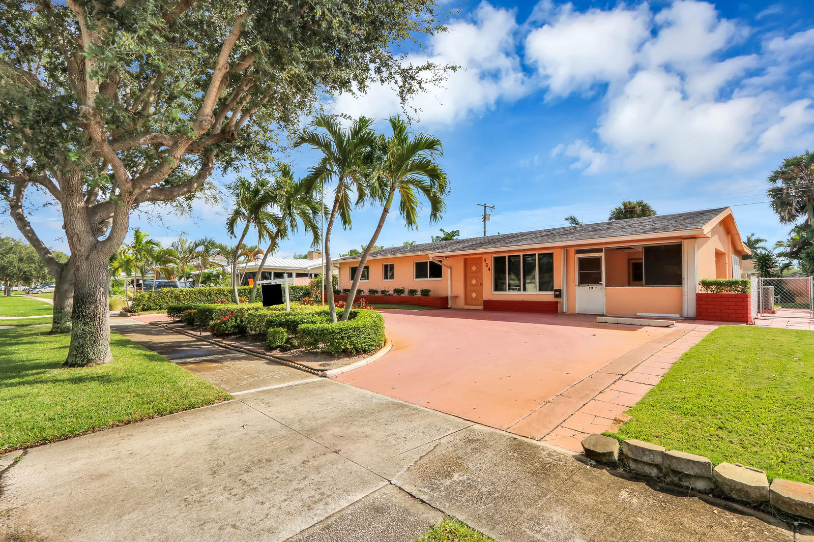 524 Inlet Road North Palm Beach, FL 33408 - Photo 20 of 21 Circular Driveway