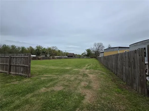 $300,000 | 312 Canal Street, Luling, LA 70070