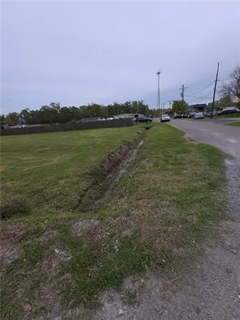 $300,000 | 312 Canal Street, Luling, LA 70070