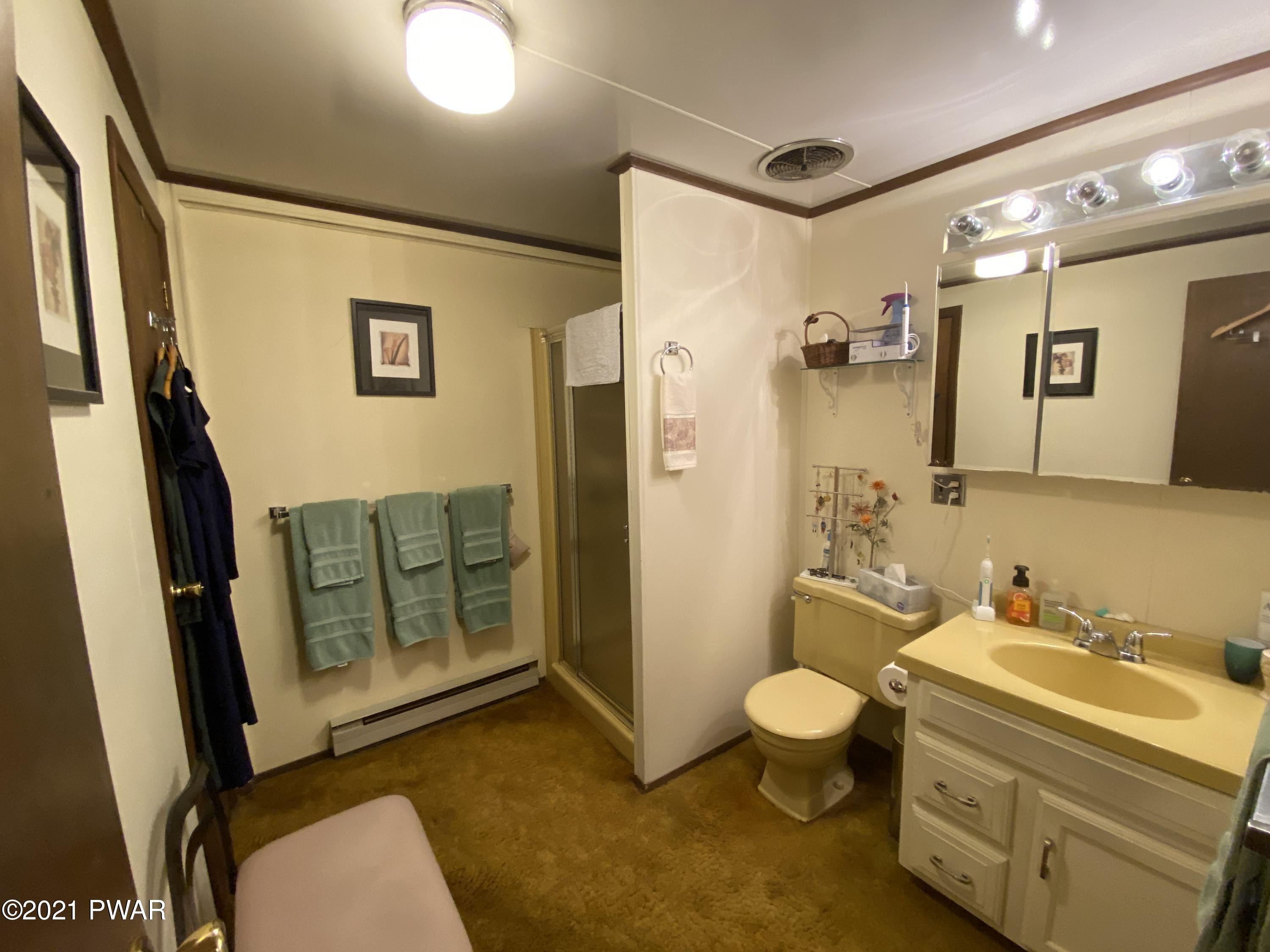 210 Crane Road Lakeville, PA 18438 - Photo 13 of 47