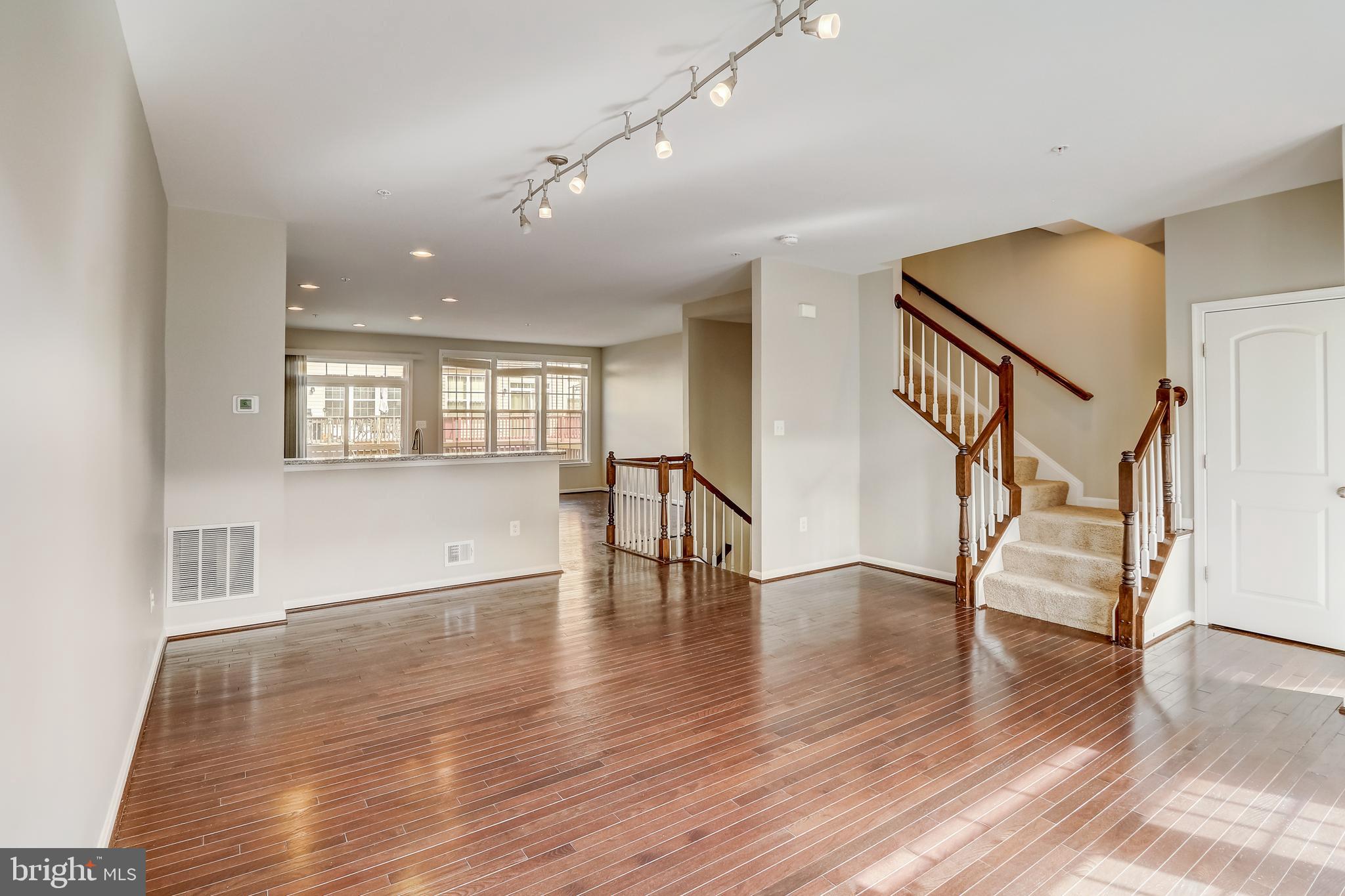 6548 Britannic Place Frederick, MD 21703 - Photo 5 of 34