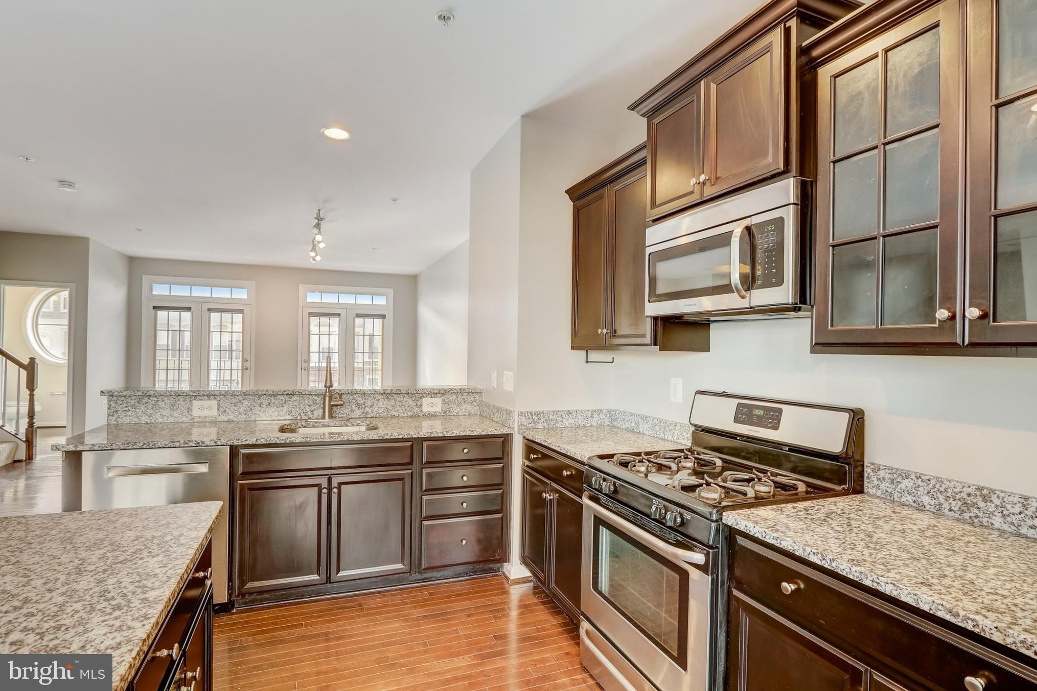 6548 Britannic Place Frederick, MD 21703 - Photo 8 of 34