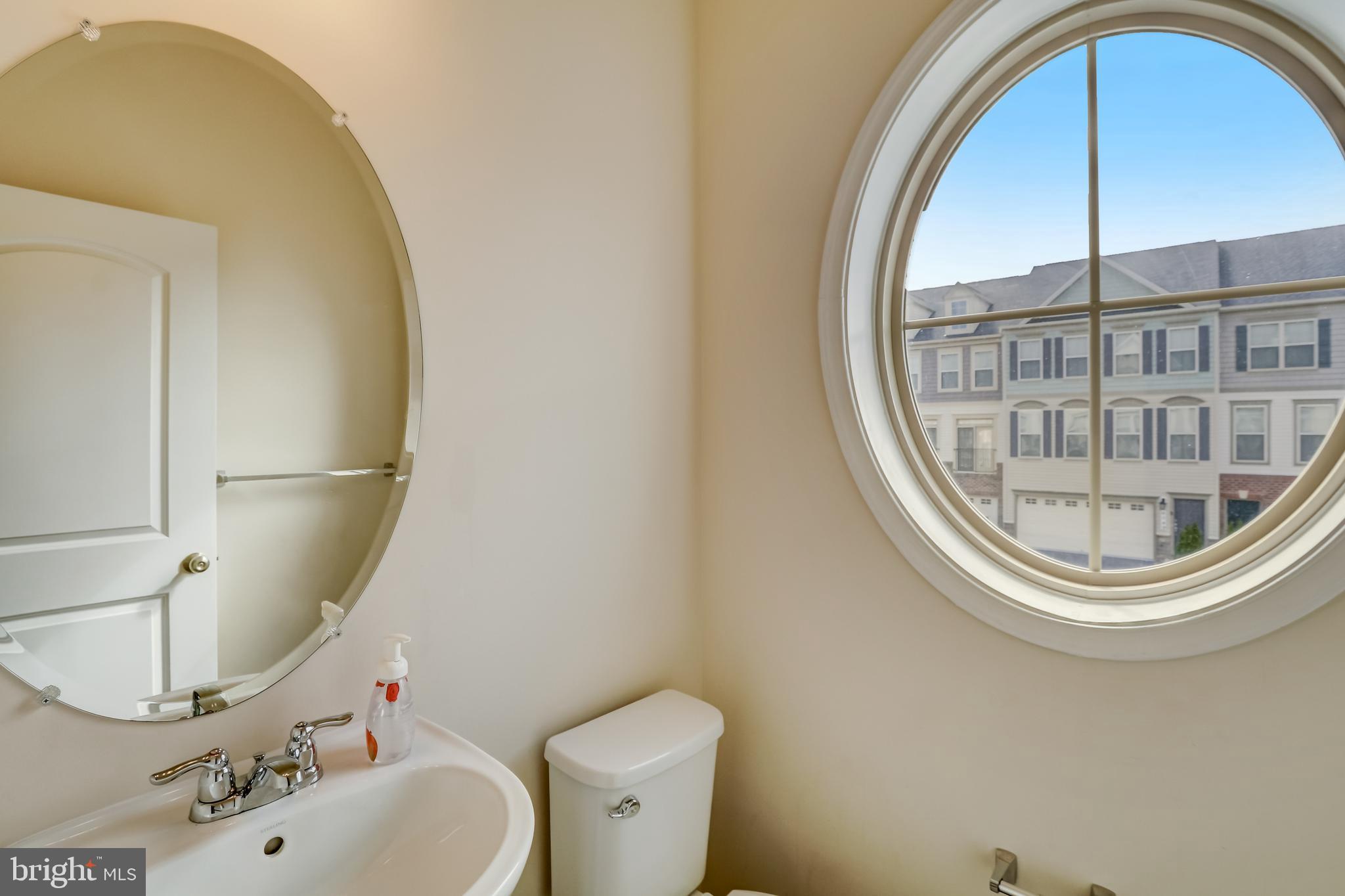 6548 Britannic Place Frederick, MD 21703 - Photo 9 of 34