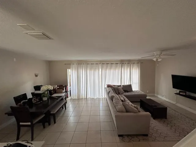 $199,000 | 8251 Northwest 8th Place, Plantation, FL 33324