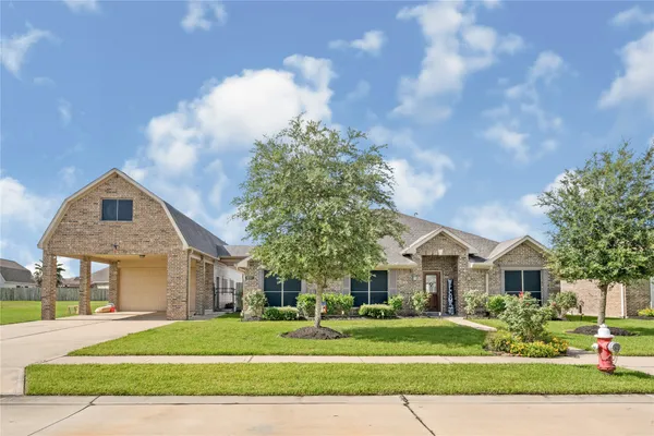 $519,000 | 6810 Arlington Drive, Manvel, TX 77578