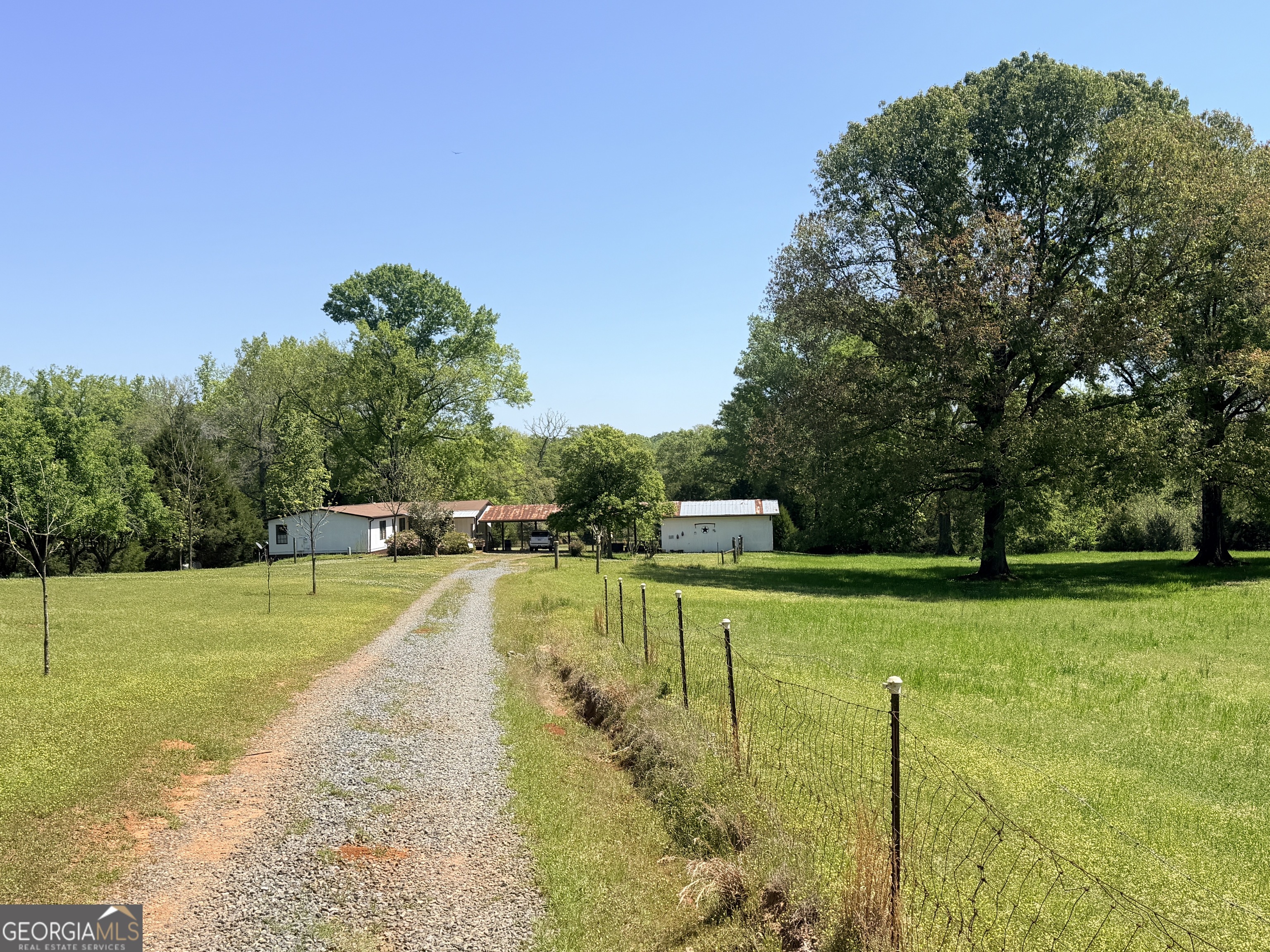 11190 Treadwell Road Forsyth, GA 31029 - Photo 11 of 40
