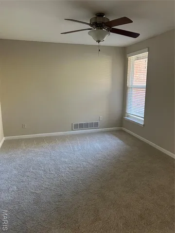 $1,795 | 1951 Greenpoint Drive, Unit 103, Kirkwood, MO 63122