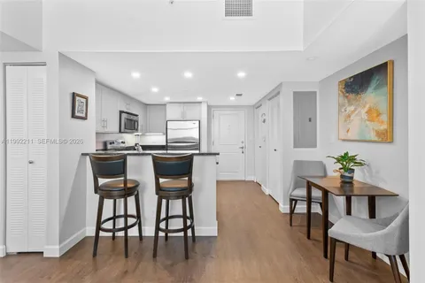 $310,000 | 111 East Flagler Street, Unit 909, Miami, FL 33131