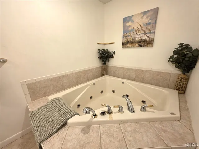 $2,100 | 337 Fire Ln 20 Lane, Owasco, NY 13021