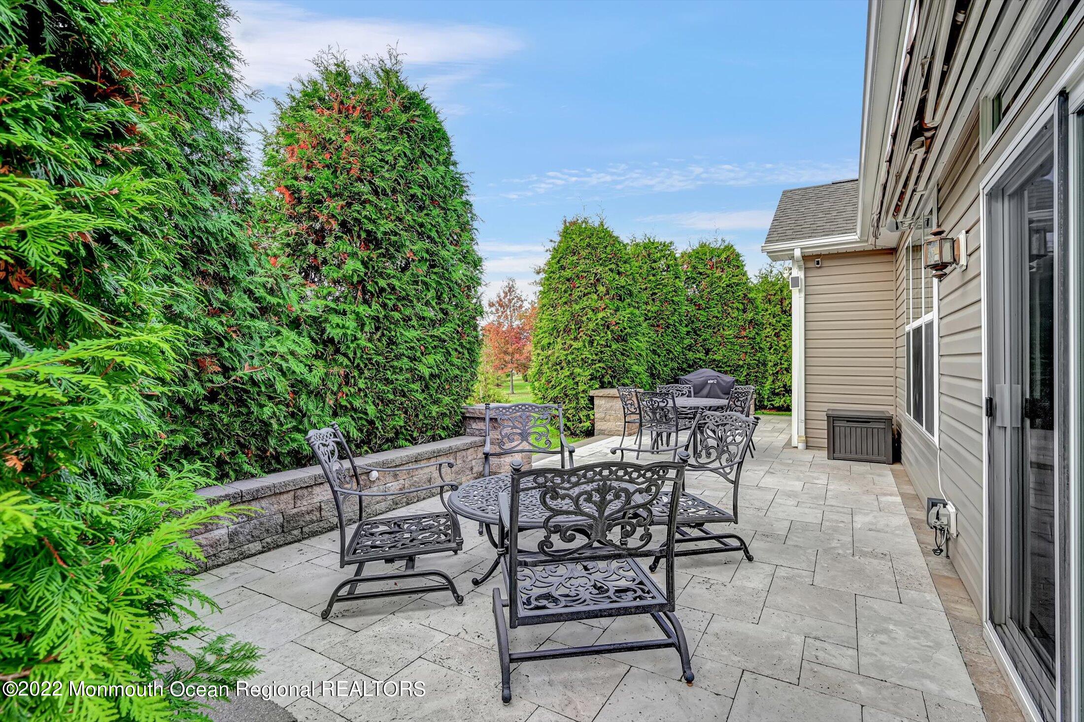 5 Day Star Road Manalapan, NJ 07726 - Photo 36 of 62 PAVER PATIO