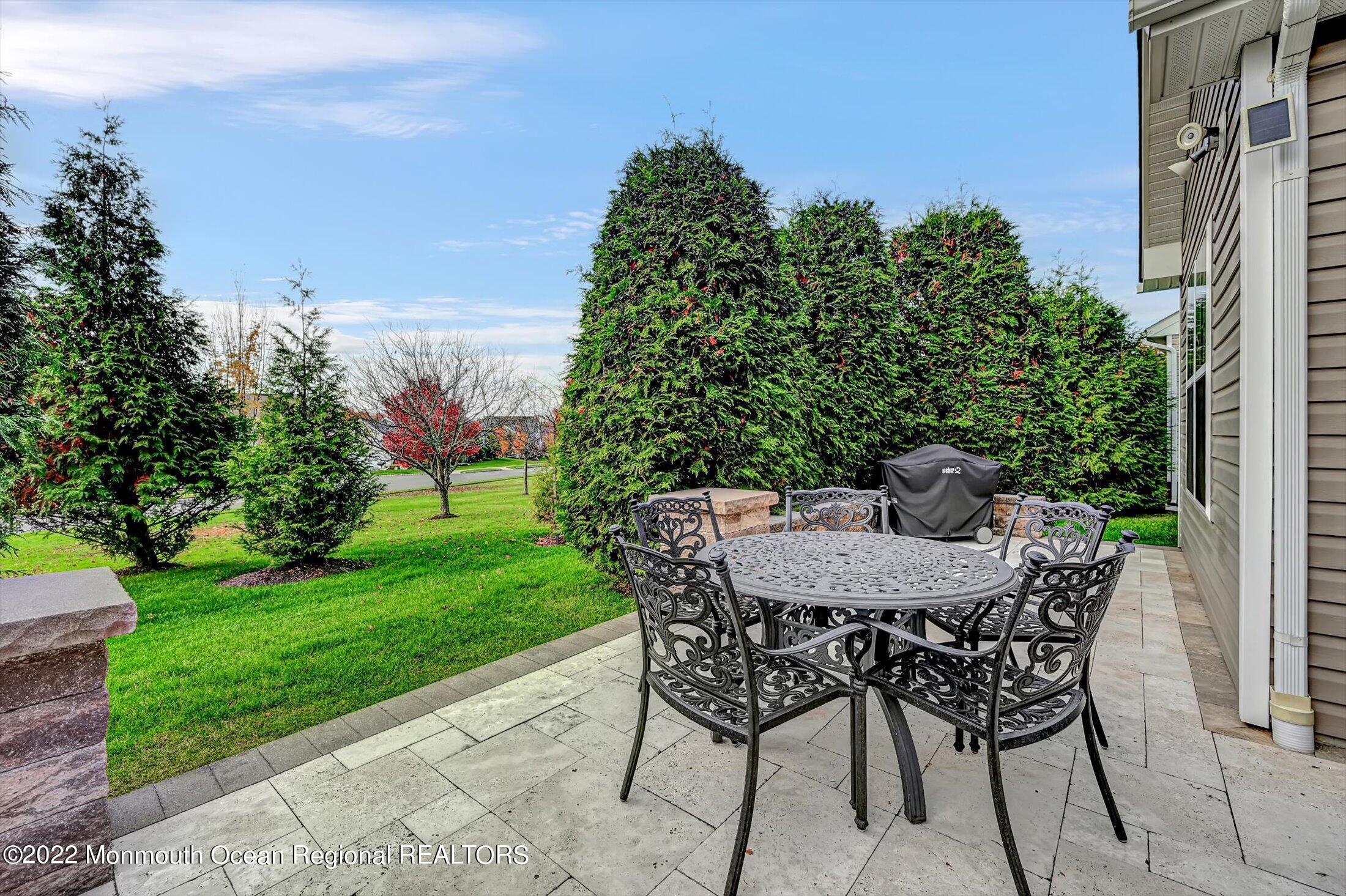 5 Day Star Road Manalapan, NJ 07726 - Photo 37 of 62 PAVER PATIO
