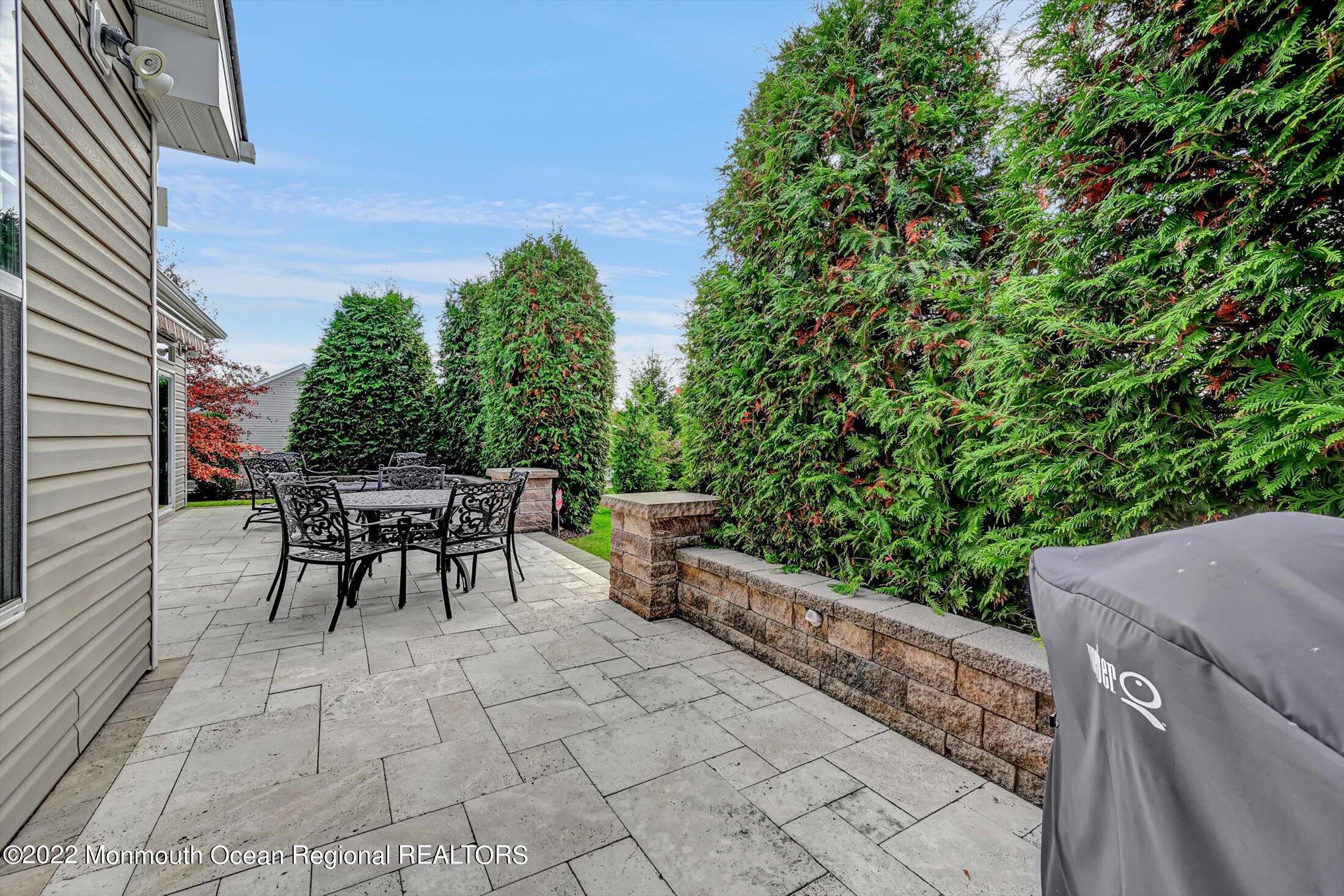 5 Day Star Road Manalapan, NJ 07726 - Photo 38 of 62 PAVER PATIO