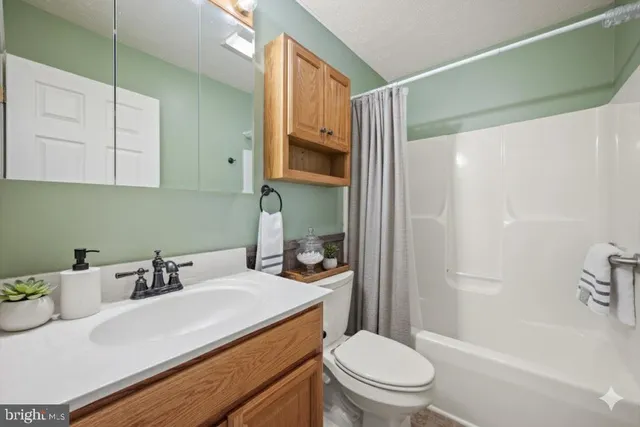 $425,000 | 112 Jefferson Court, Stephens City, VA 22655