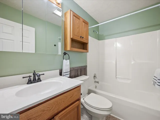 $425,000 | 112 Jefferson Court, Stephens City, VA 22655