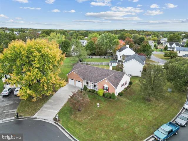 $425,000 | 112 Jefferson Court, Stephens City, VA 22655