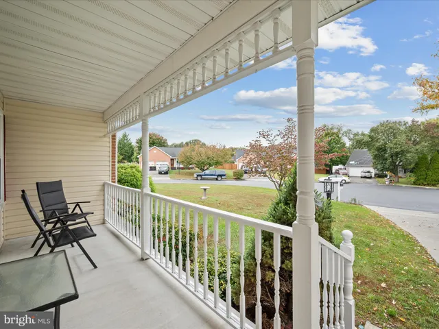 $425,000 | 112 Jefferson Court, Stephens City, VA 22655