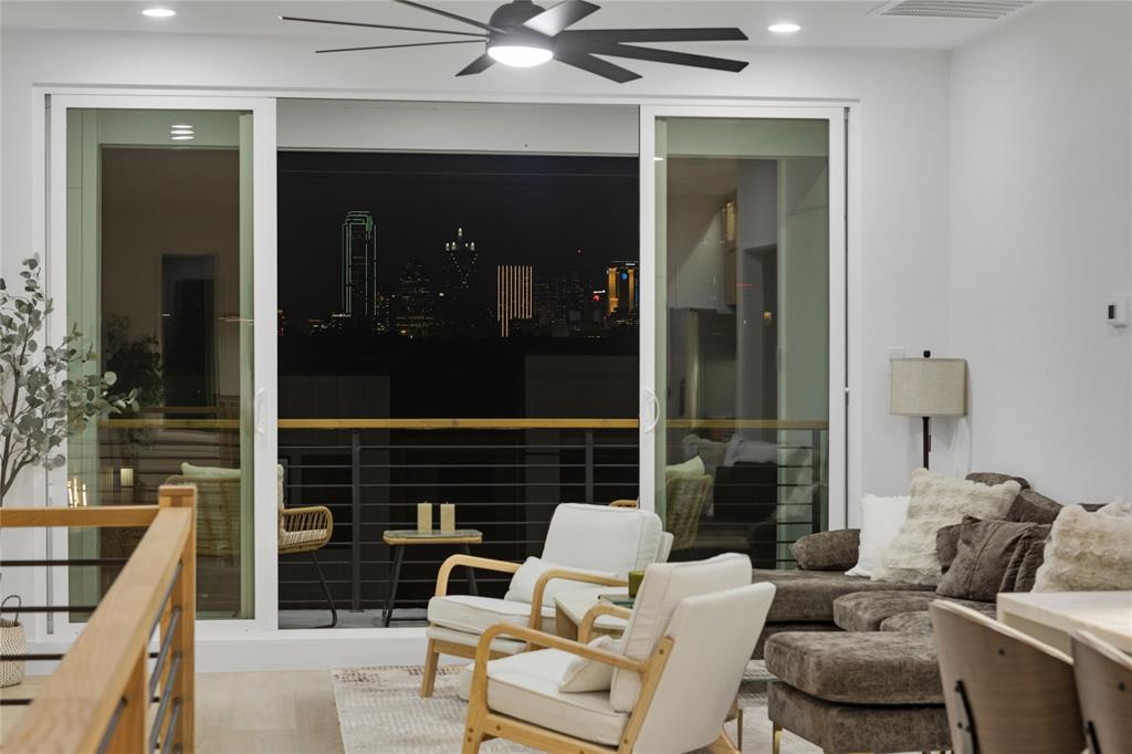 1312 Compton Street Dallas, TX 75203 - Photo 29 of 31 a balcony with furniture and a potted plant