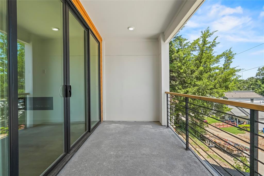 1312 Compton Street Dallas, TX 75203 - Photo 30 of 31