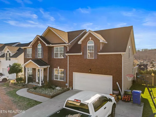 $539,900 | 7444 Sparkle Lane, Knoxville, TN 37931