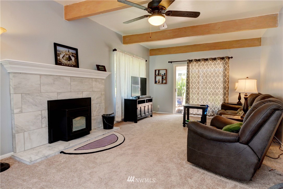 13930 Ingraham Road Monroe, WA 98272 - Photo 2 of 21