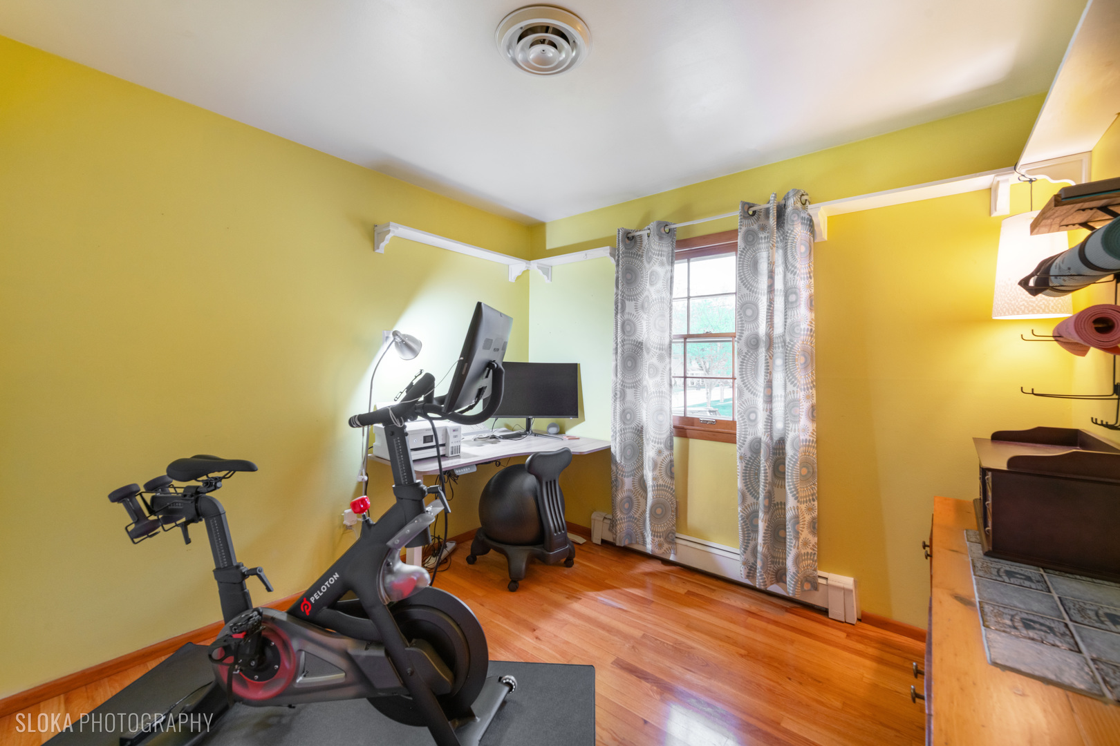 101 Clay Street Algonquin, IL 60102 - Photo 15 of 23 a view of a room with gym equipment