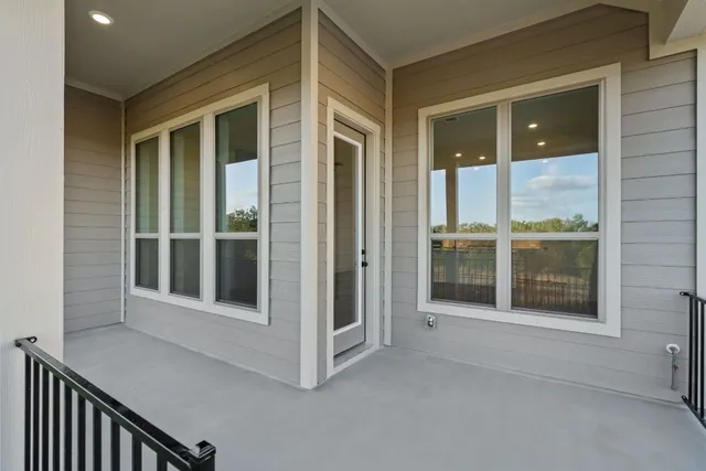 $644,000 | 731 Sage Thrasher Circle, Dripping Springs, TX 78620