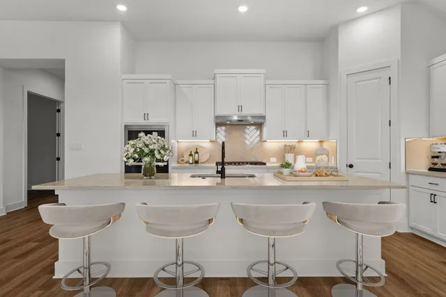 $644,000 | 731 Sage Thrasher Circle, Dripping Springs, TX 78620