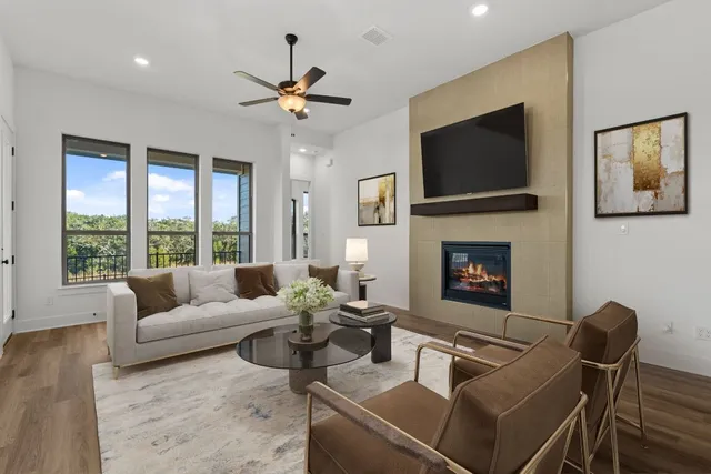 $644,000 | 731 Sage Thrasher Circle, Dripping Springs, TX 78620