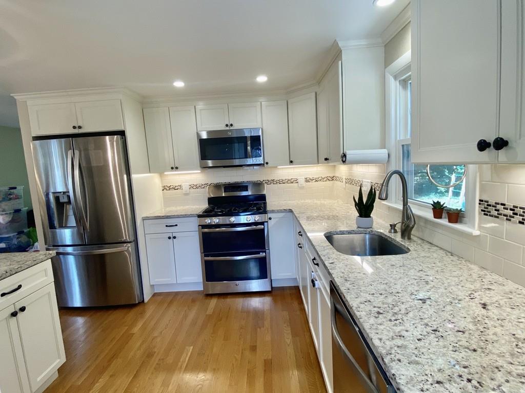 43 Cutter Hill Road Arlington, MA 02474 - Photo 6 of 13