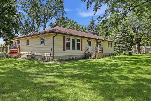 $399,900 | 30399 Prairie Road, Rock Falls, IL 61071