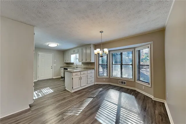 $2,195 | 208 Emerald Cove Lane, Woodstock, GA 30189