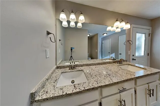 $2,195 | 208 Emerald Cove Lane, Woodstock, GA 30189