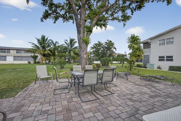 $1,250 | 16 Sussex A, Unit 16, West Palm Beach, FL 33417