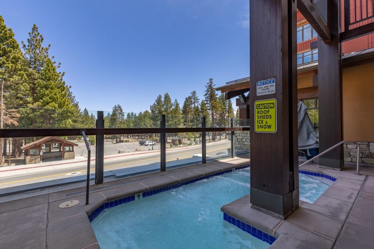 6201 Minaret Road, Unit 2215 Mammoth Lakes, CA 93546 - Photo 30 of 33 a view of a building with sitting area