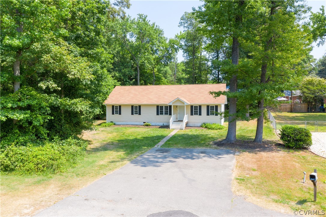 565 Duffton Road Richmond, VA 23225 - Photo 1 of 33 Paved Double Width Driveway and Cul De Sac Makes p