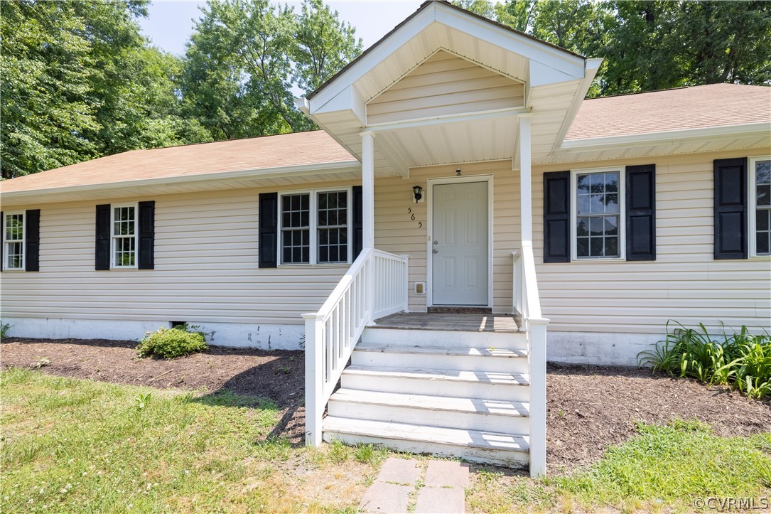565 Duffton Road Richmond, VA 23225 - Photo 3 of 33 Gallery Image 3