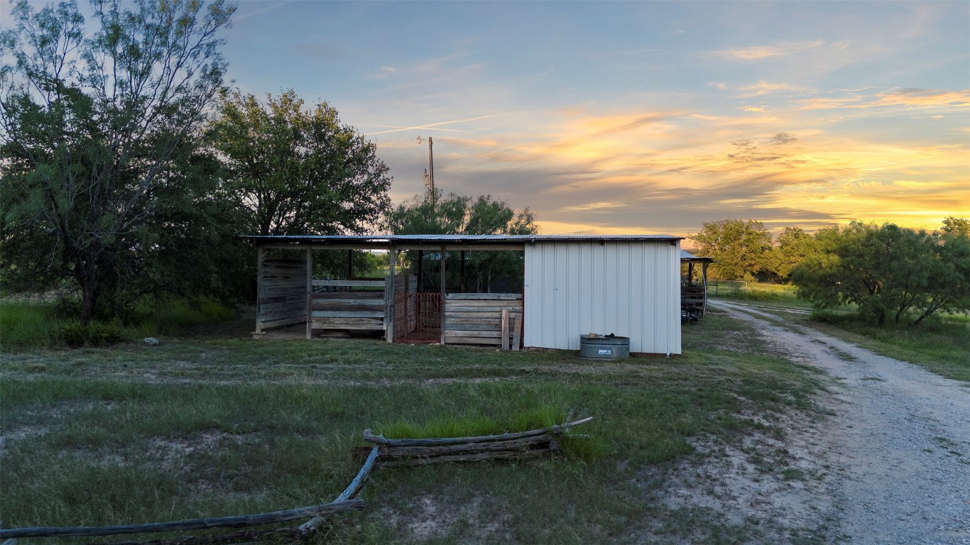 5229-5012 Hupedo Ranch Road Spicewood, TX 78669 - Photo 35 of 40 a view of a backyard