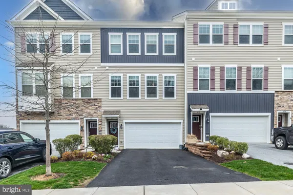 $515,000 | 321 Dawson Place, Downingtown, PA 19335