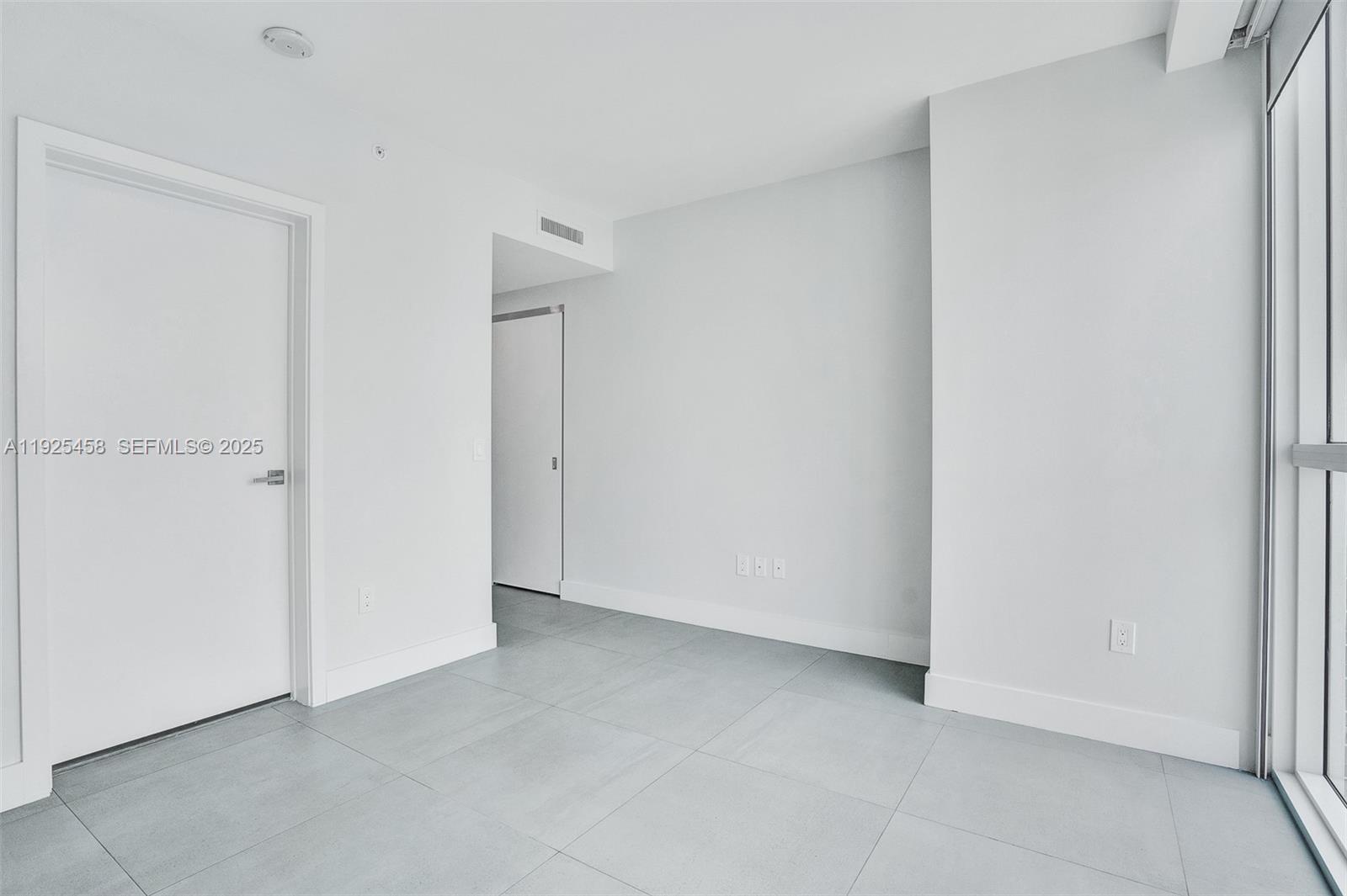 1080 Brickell Avenue, Unit 4109 Miami, FL 33131 - Photo 16 of 23
